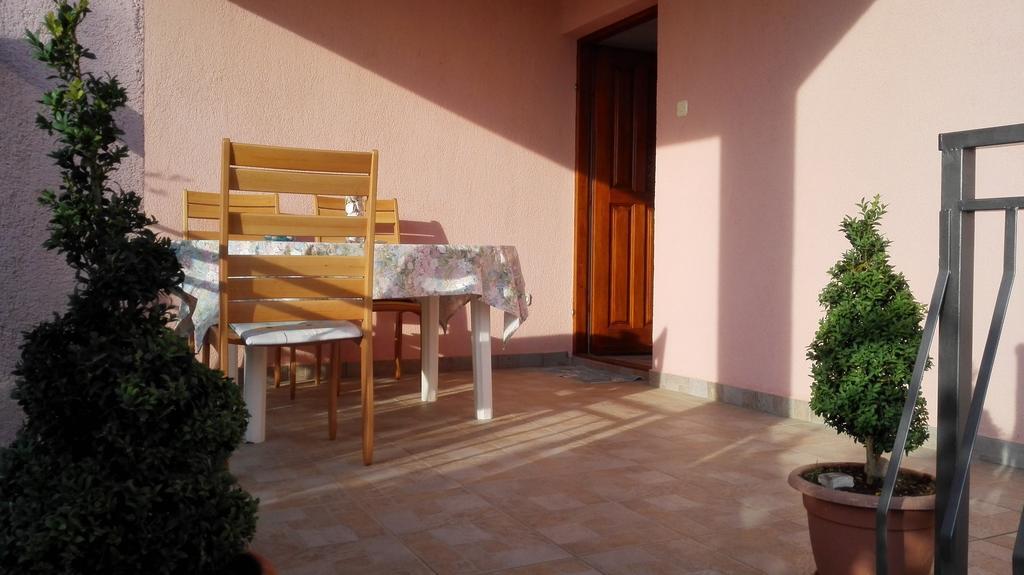 Apartment Vrulje Gornji Karin Buitenkant foto