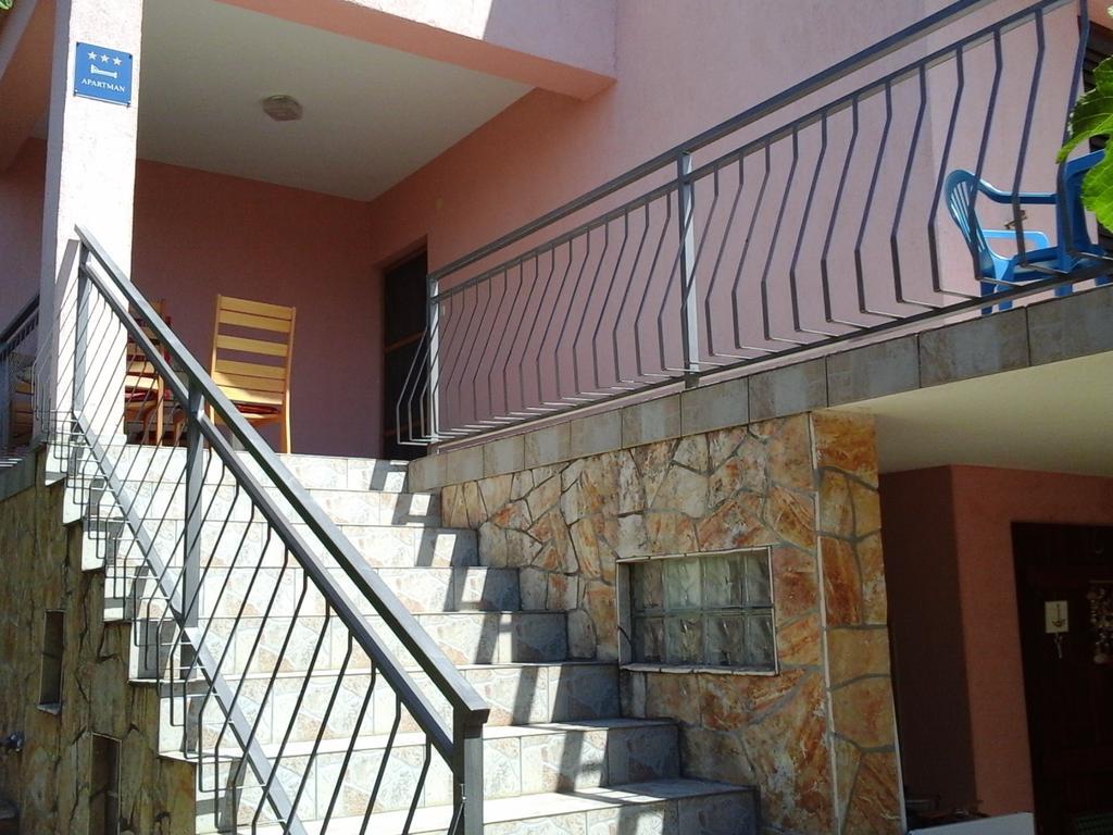 Apartment Vrulje Gornji Karin Buitenkant foto