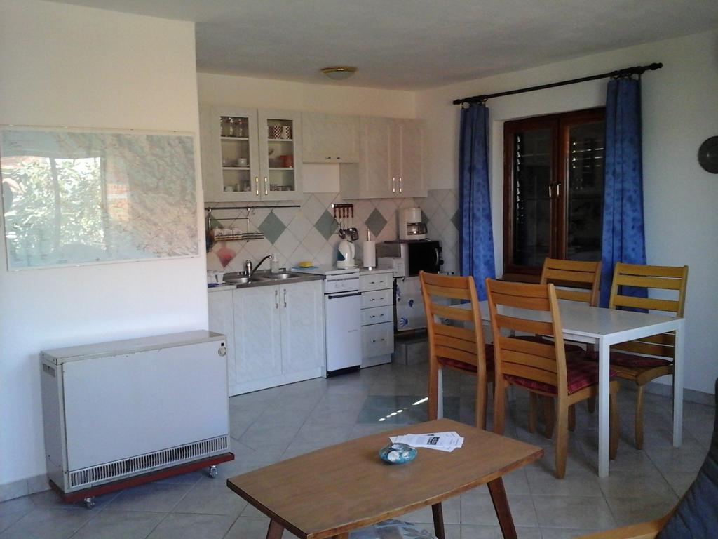 Apartment Vrulje Gornji Karin Buitenkant foto
