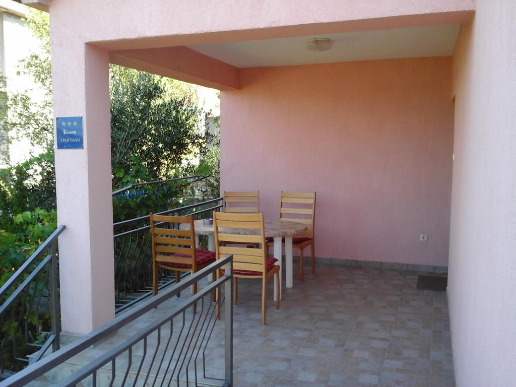 Apartment Vrulje Gornji Karin Buitenkant foto