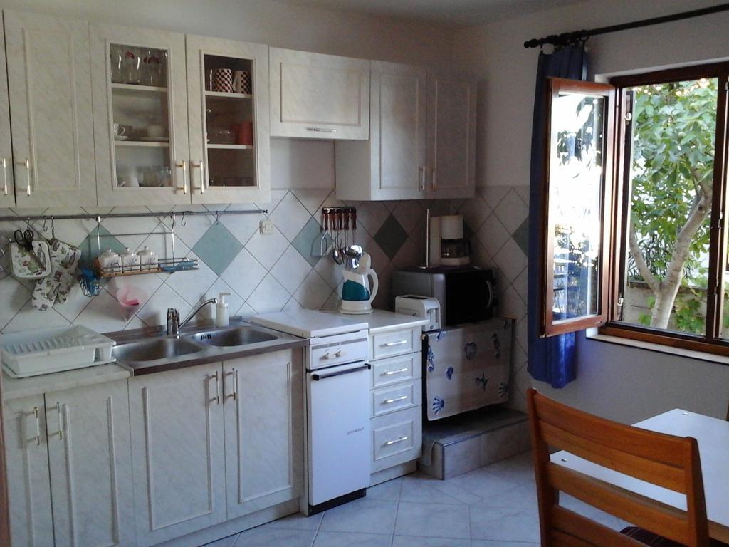Apartment Vrulje Gornji Karin Buitenkant foto